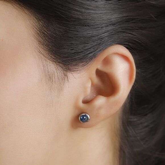 Blue Star Sapphire Solitaire Stud Earrings in Rhodium Sterling Silver - Picture 4 of 9